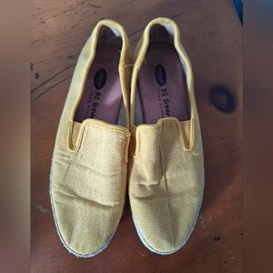Dr. Scholls Yellow Slip-On Espadrilles Size 7.5 W Foam Technology
